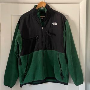 Men’s NorthFace fleece, size L